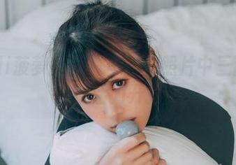 BoLoli菠萝社 – 夏美酱在照片中三百六十度活力开摆