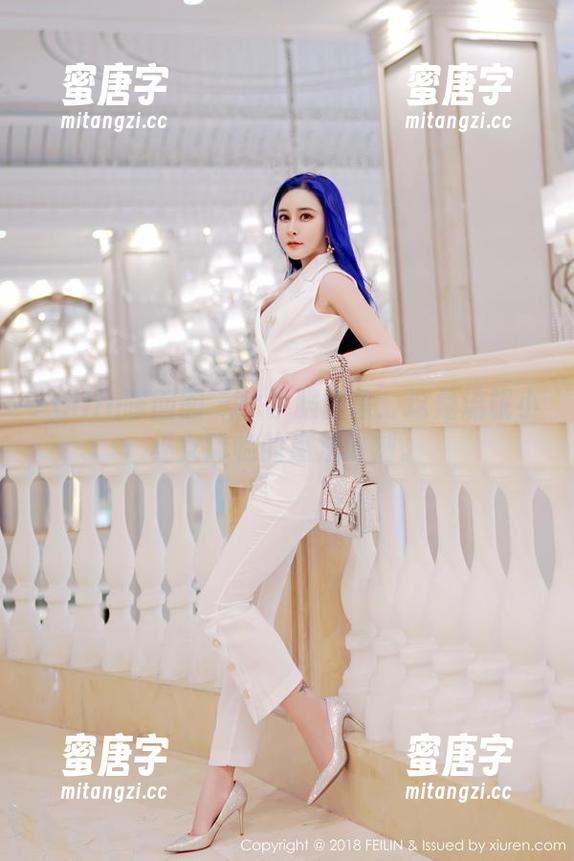 Feilin嗲囡囡-流氓小巫女 Feilin嗲囡囡 - 水手服图集:这是流氓小巫女降临的魔法时刻。