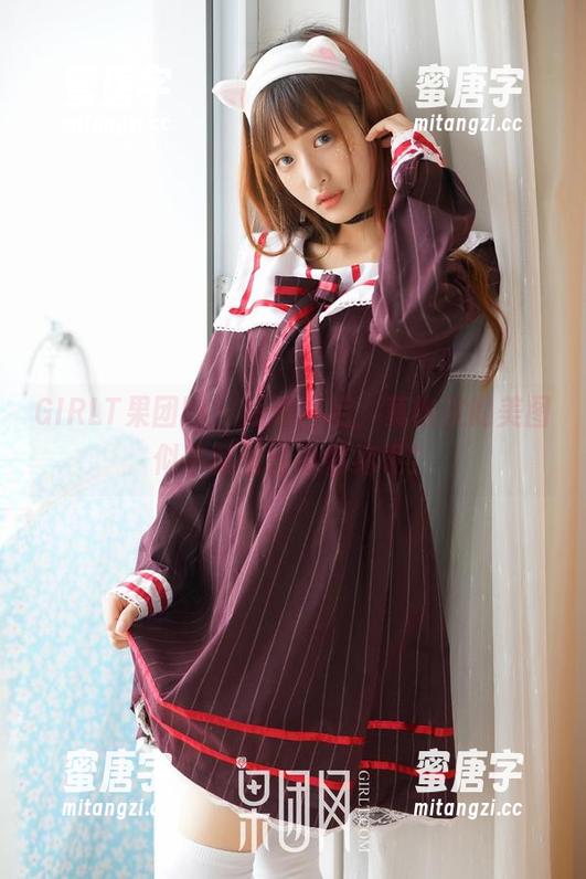 GIRLT果团网-莫雅淇 GIRLT果团网 - 短裙背后,莫雅淇的美图似乎藏着些小情绪呢?