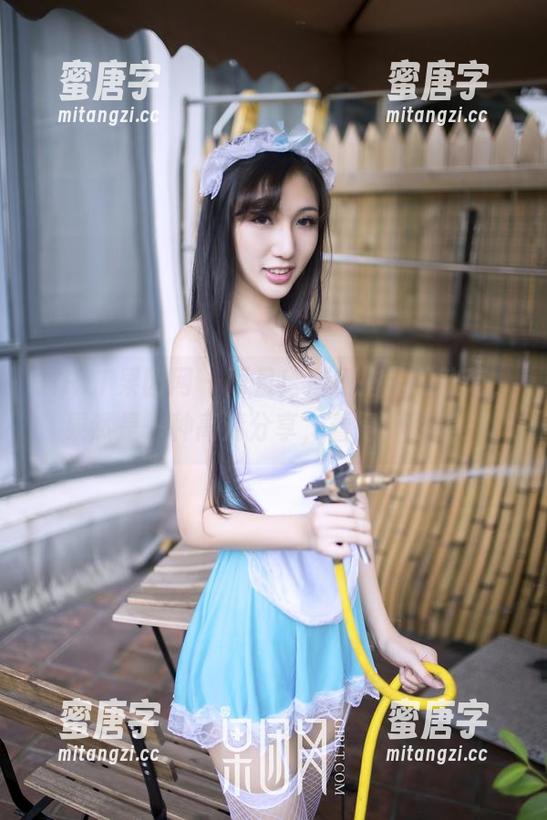 GIRLT果团网-黄歆苑 GIRLT果团网 - 而且!白裙搭配黄歆苑,果然是一种高清分享,看得到的美!