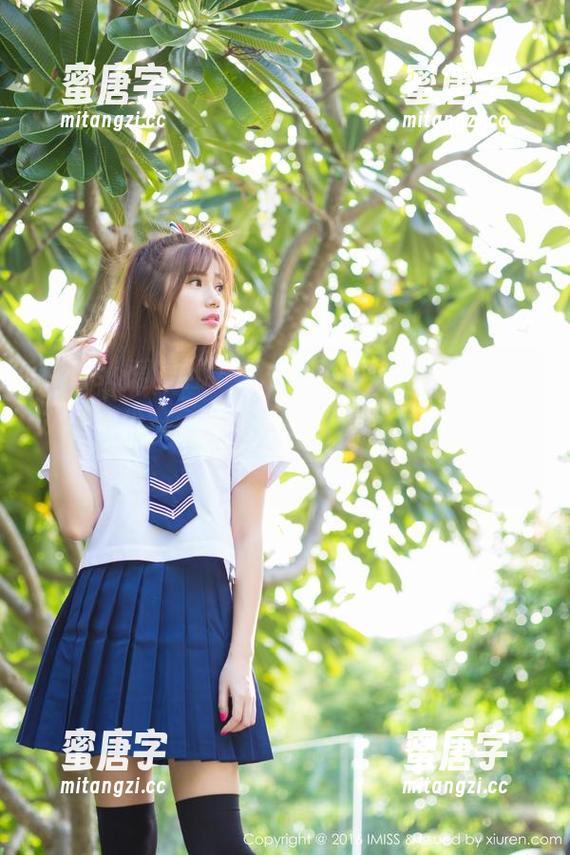 IMiss爱蜜社-刘奕宁Lynn IMiss爱蜜社 - 刘奕宁Lynn的作品:次次私房少女,都散发着“我只有周末有空”的懒散氛围!