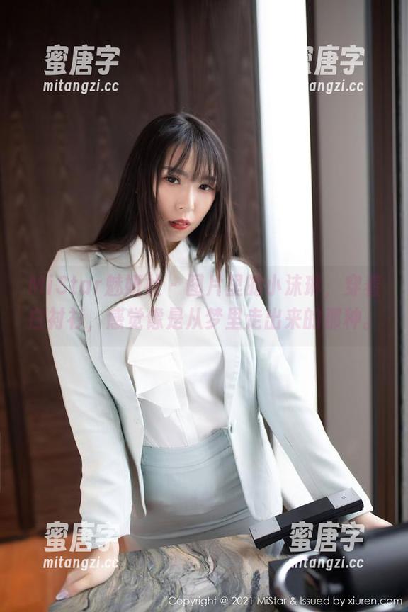 MiStar魅妍社-小沫琳 MiStar魅妍社 - 图片里的小沫琳,穿着白衬衫,感觉像是从梦里走出来的那种。