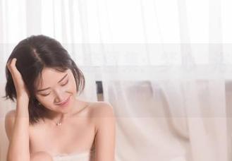 PDL潘多拉 – 全套图集：梦心玥浴室里的一场‘泡沫派对’！