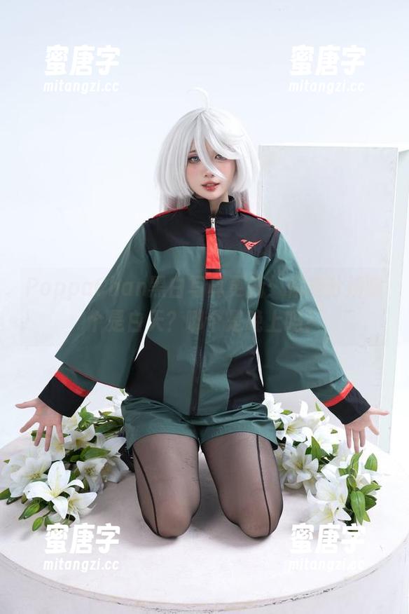 PoppaChan PoppaChan黑白写真更新:你能分辨哪个是白天?哪个是晚上吗?