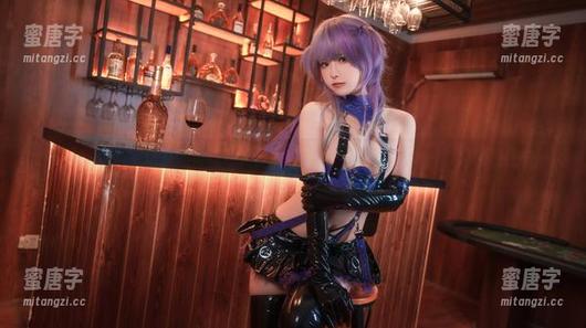 Quan冉有点饿 “Quan冉有点饿”的舅妈写真,福利满满,真希望能有一道菜作为陪衬。