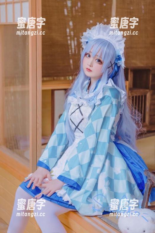 Sayako＿今年4岁的图库乐园：胡桃来啦，别说话，先拍拍！