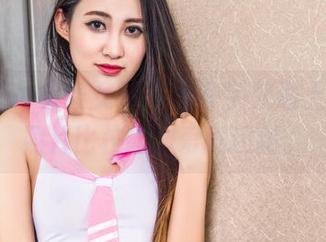 TouTiao头条女神 – 当陈宇熙遇上学妹，照片比校园恋爱剧还甜。