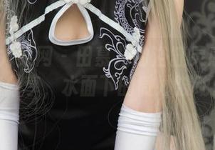 UGirls尤果网 – 田慕儿的浴缸灵感：作品集分享，水面下的微妙波动。