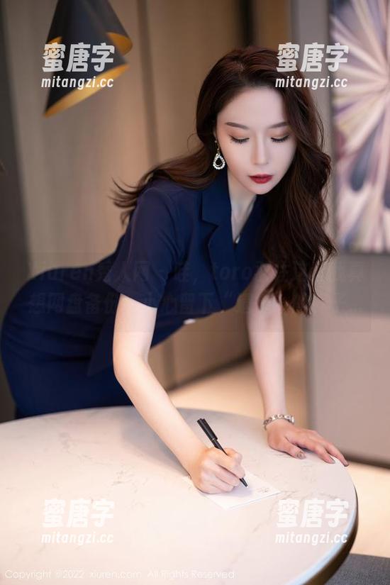 Xiuren秀人网-toro羽住 Xiuren秀人网 - 哇,toro羽住这套我真想网盘备份,小心留下“遗憾”的样子...