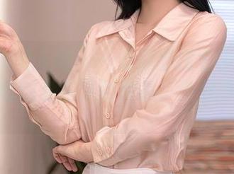 Xiuren秀人网 – 一看就想报名学游泳！王俪丁呀的私房泳装作品，美到不敢下水。