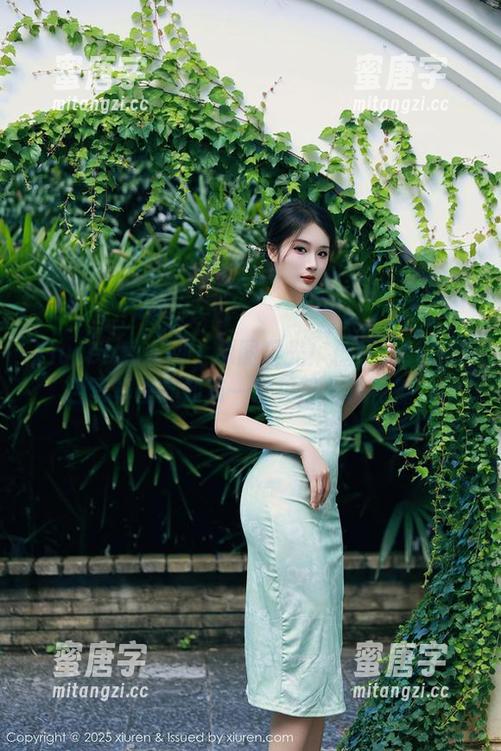 Xiuren秀人网-糖豆sisi Xiuren秀人网 - 原图曝光!糖豆sisi在粉色写真里宛如第一次见粉色棉花糖。