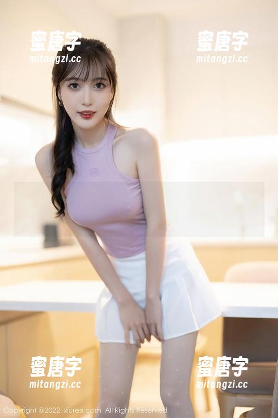 Xiuren秀人网-雨瞳Yoyo Xiuren秀人网 - 作品:雨瞳Yoyo的女仆妆扮,难道身揽萌态是一种罪?