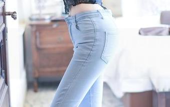 YouMi尤蜜荟 – 严利娅Yuliya的高清丝袜合集，不用质疑，色泽足够耀眼。