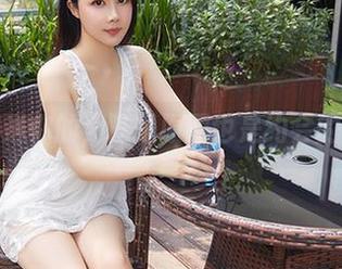 尤蜜荟送你的，既是原图也是约会的礼物！