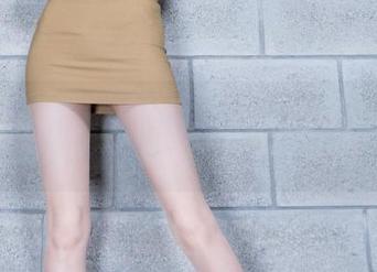 beautyleg – 谁说粉色一定要粉嫩？Aileen玩得淋漓尽致的无圣光美图！