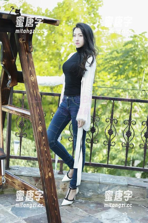 partycat轰趴猫-Ellie艾栗栗 partycat轰趴猫 - 这白得像是…原图分享Ellie艾栗栗的迷雾森林吗?我完全看傻了!