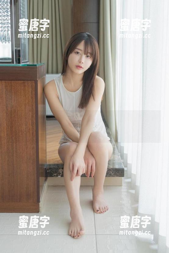 全套劲爆，いくみ(育美)的女友写真为何如此迷人