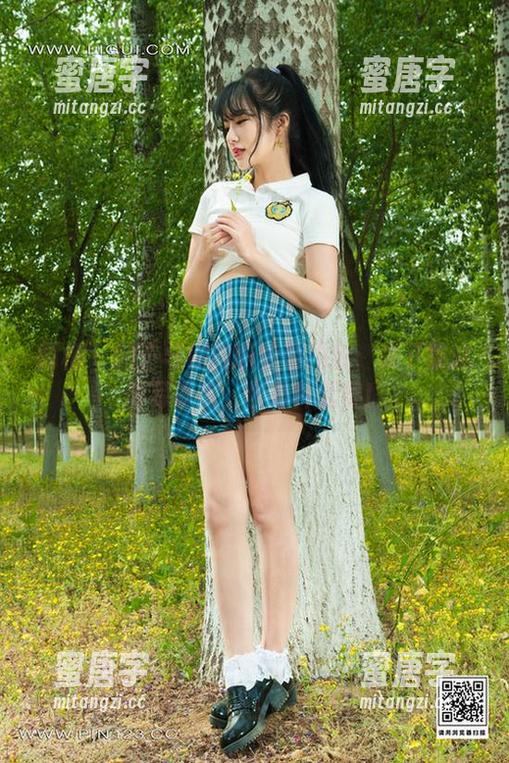 丽柜-团子 丽柜 - 团子与你的职业装约会:来下载这份写真集,也是种默契!