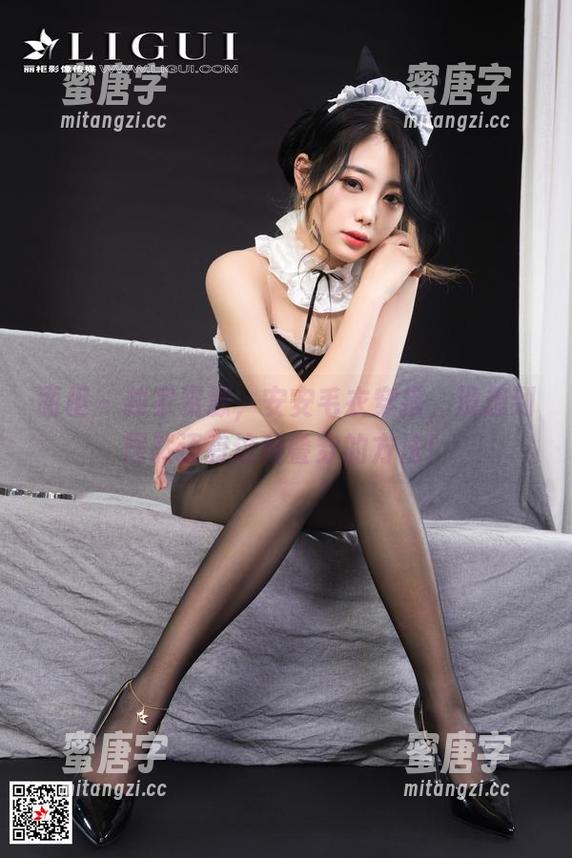 丽柜-安安 丽柜 - 独家资源,安安毛衣穿搭,没想到居然还有这种叠穿的方法!