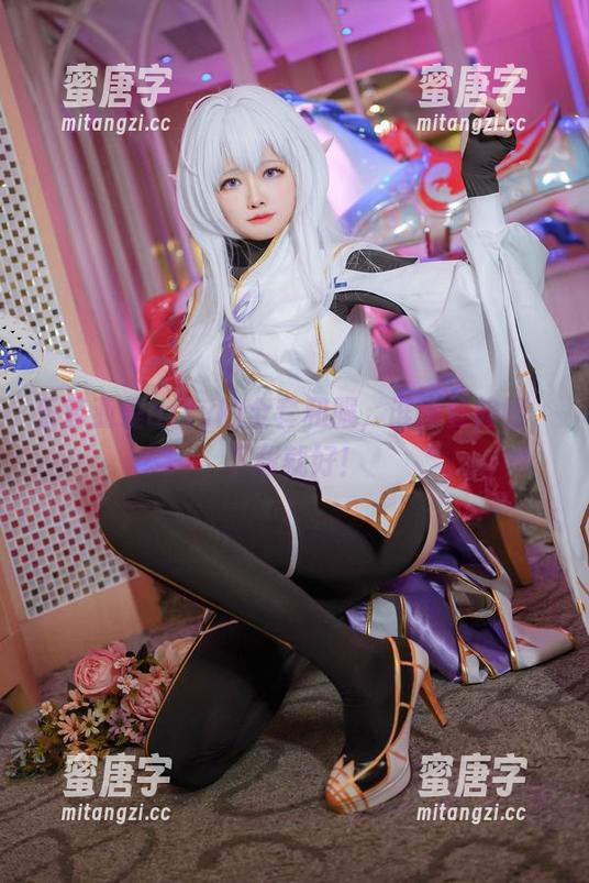 亚缇arty 乐享亚缇arty的全套和服,谁需要修图,下载就好!
