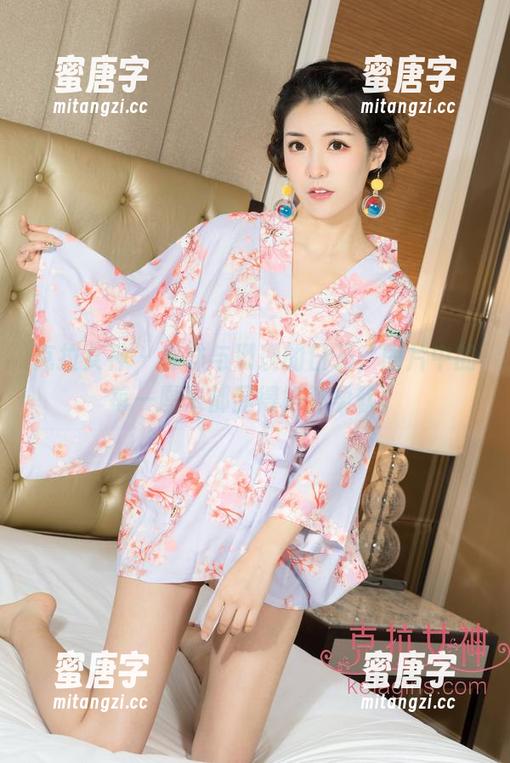 克拉女神-珊珊 克拉女神 - 棉袜与珊珊的日子,图片中的每一厘米都显得格外柔软。