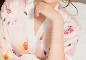 克拉女神 – 福利来啦，紫色云彩怒刷存在感，静宜一出手，所有云彩都想成明星！