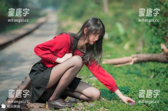 兔玩映画 兔玩映画浴室套图:谁能抵挡得住这股湿漉漉的诱惑?