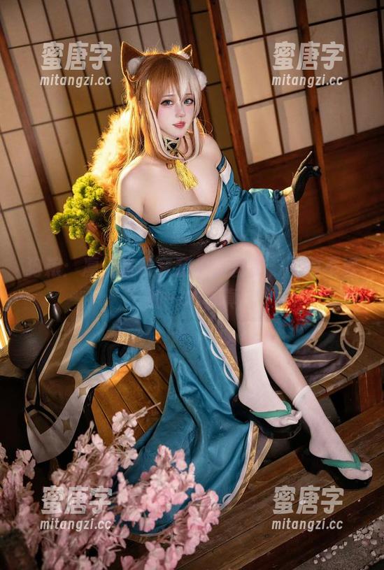 狗粮：凛子酱在套装里的优雅，不得不看的一本写真