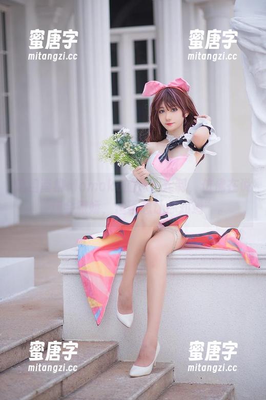 南桃Momoko 这组南桃Momoko的清纯定制,仿佛在说“我会撒娇,但不想让你知道”。