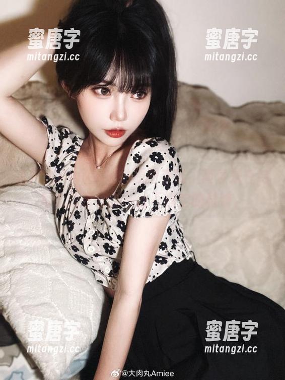 大肉丸Amiee 大肉丸Amiee婚纱原图在线,简直是在给每个角落添加一丝不确定的微妙。