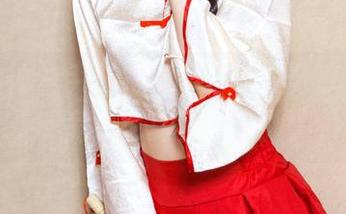 头条女神 – 尹菲携黑丝打卡，分享原图我竟然也莫名期待！