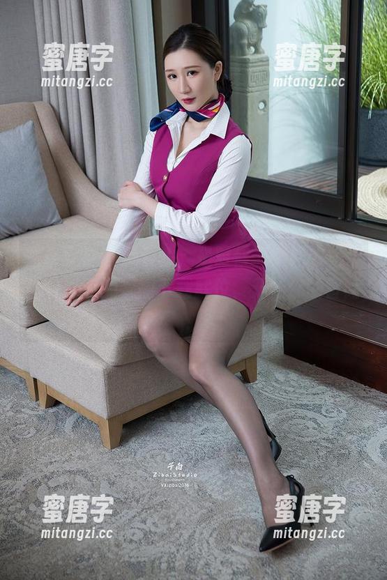 头条女神-杜菲菲 头条女神 - 亲爱的,是时候抓紧连衣裙了!杜菲菲的套图下载就位,开始你的冒险!