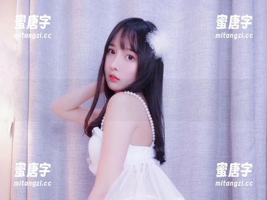 小小奶瓶儿 小小奶瓶儿的可爱作品,图包里甚至在散发远古魔咒,小心不要被迷住哦!