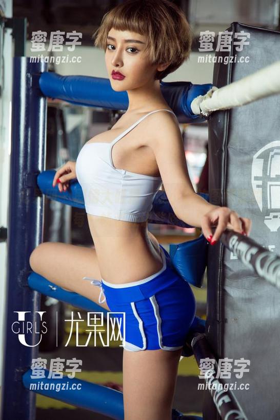 尤果网-妮小妖 尤果网 - 剧情大碰撞,妮小妖的图包里的每一帧都在讲些啥?!