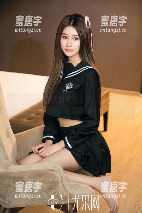 尤果网-韩乐优 尤果网 - 韩乐优的礼服合集:见证华丽与笨拙的完美碰撞,谁说跑步不能穿礼服?