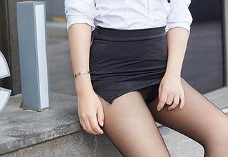 尤蜜荟 – 最近又戳中我萌点的易阳女仆美图，根本没法抵挡啊，快来更新吧！