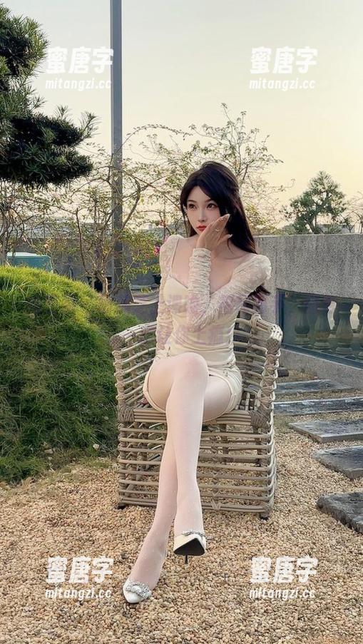 徐莉芝 微密圈 - 徐莉芝上课啦,福利到手,图包一定让你上瘾!