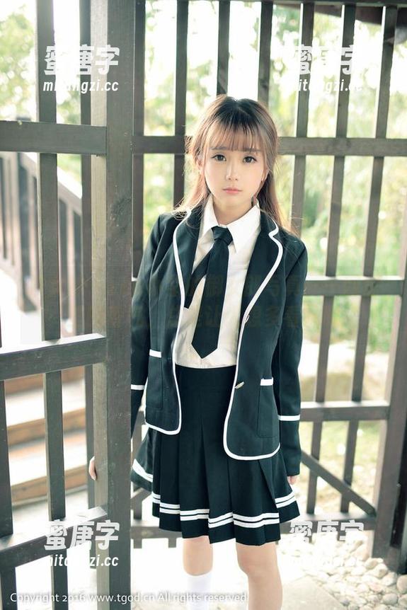 推女神-Lee小棠 推女神 - Lee小棠的御女郎写真——网盘里的香气,总是让人想多看几眼