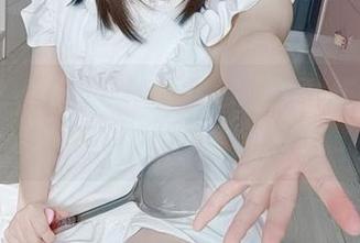 吊带style满分！朝雾爱的高清作品恰到好处