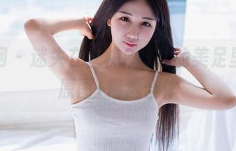 果团网 – 迷失在蜜桃Q妹儿的美足里——原图+精选合体