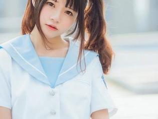 高像素，原野上那一抹桜桃喵的浪漫