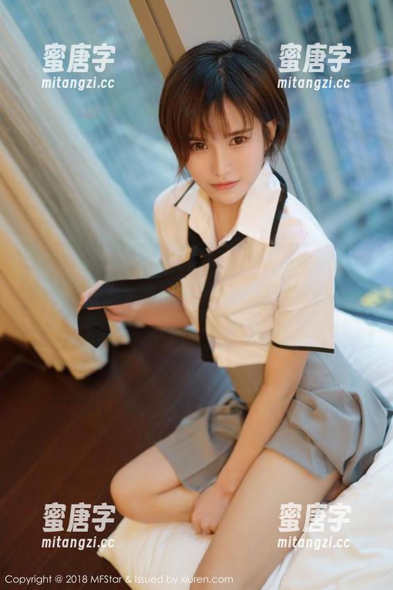 模范学院-薛琪琪sandy 模范学院 - 薛琪琪sandyの夏日私房合集:明明很热,为啥看得我心怀怦怦的凉意?