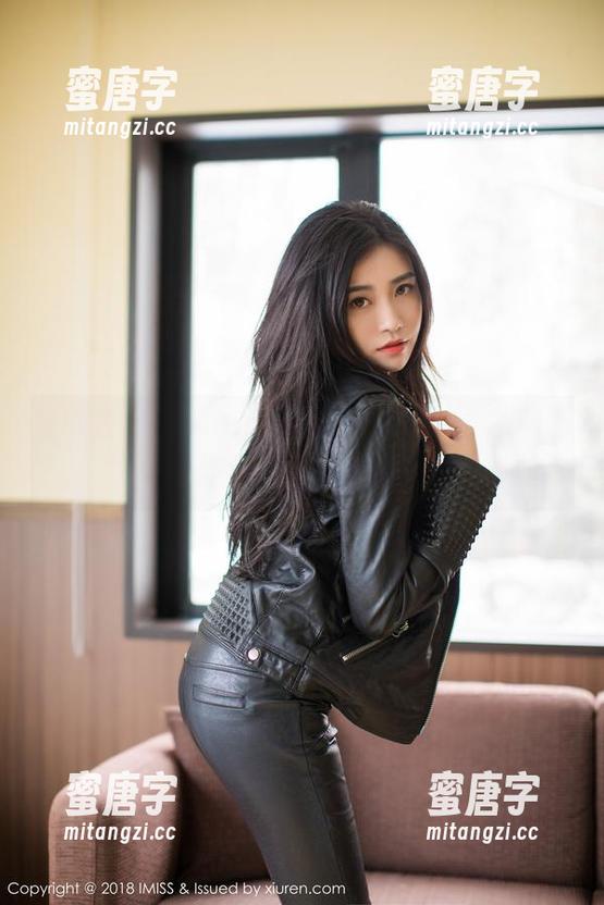 爱蜜社-莉娜lena 爱蜜社 - 莉娜lena的连衣裙日常:原图满分,造型feel毫不留情。