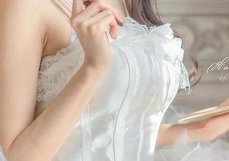 王羽杉的制服style，私房写真中的校园杀手登场了！