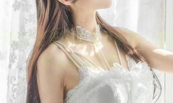 王羽杉的蕾丝连体比基尼精选，大腿的呼唤太难抵挡啦～