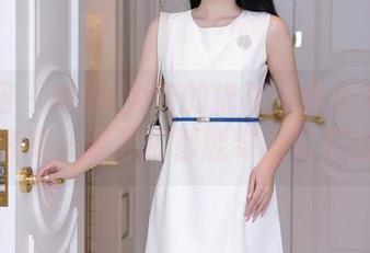 秀人网 – Milk大萌的棉袜：免费的合集，或许有一天我们都能穿上它们出门？