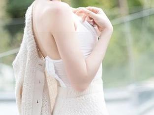 秀人网 – 选一选，图库中的白裙与于大小姐AYU，似乎总让人想到夏日的微风？