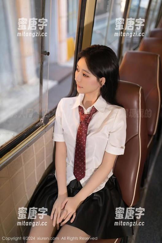 秀人网-冯木木 秀人网 - 冯木木,用无圣光真实展现我的“女神”之道