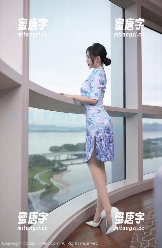 秀人网-是小逗逗 秀人网 - 裸足的轻盈:是小逗逗的图包分享,脚以外的冒险在哪,哈哈?