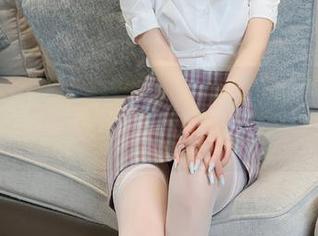 秀人网 – 自从看到月野兔美妞的白裙全套图片，我都快忘了外面世界了。